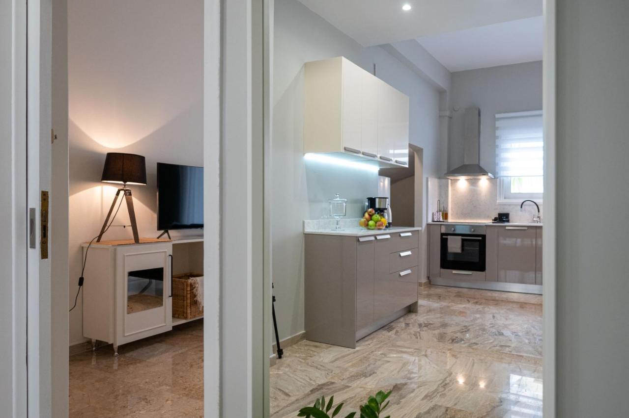 Apartament Anesis With A Yard Kalamata Zewnętrze zdjęcie