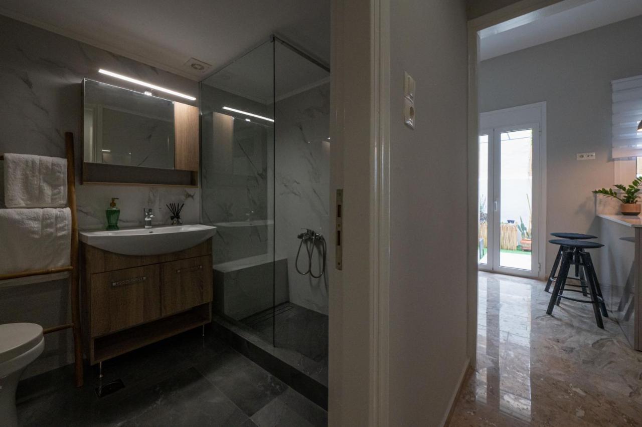 Apartament Anesis With A Yard Kalamata Zewnętrze zdjęcie