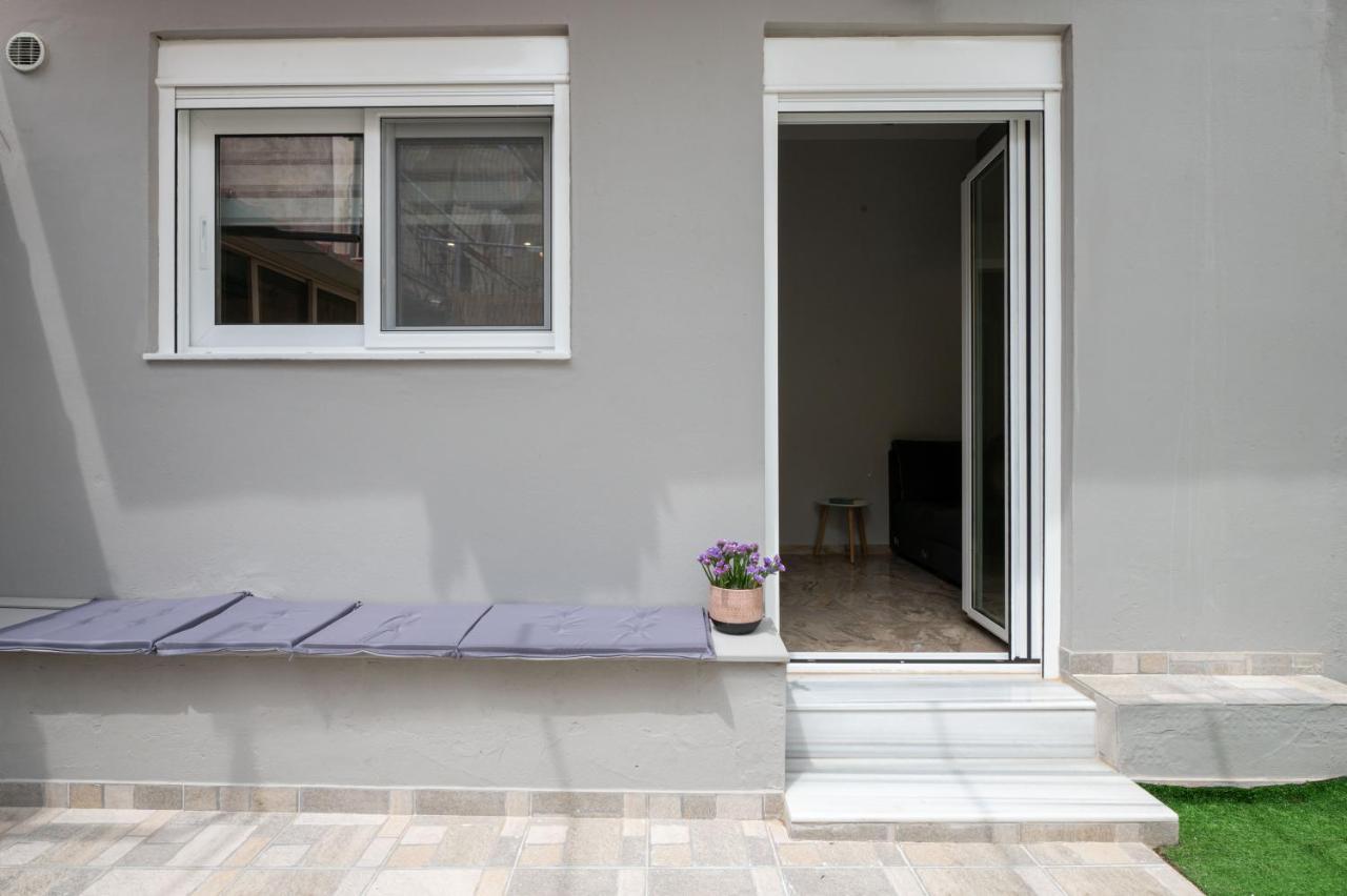 Apartament Anesis With A Yard Kalamata Zewnętrze zdjęcie