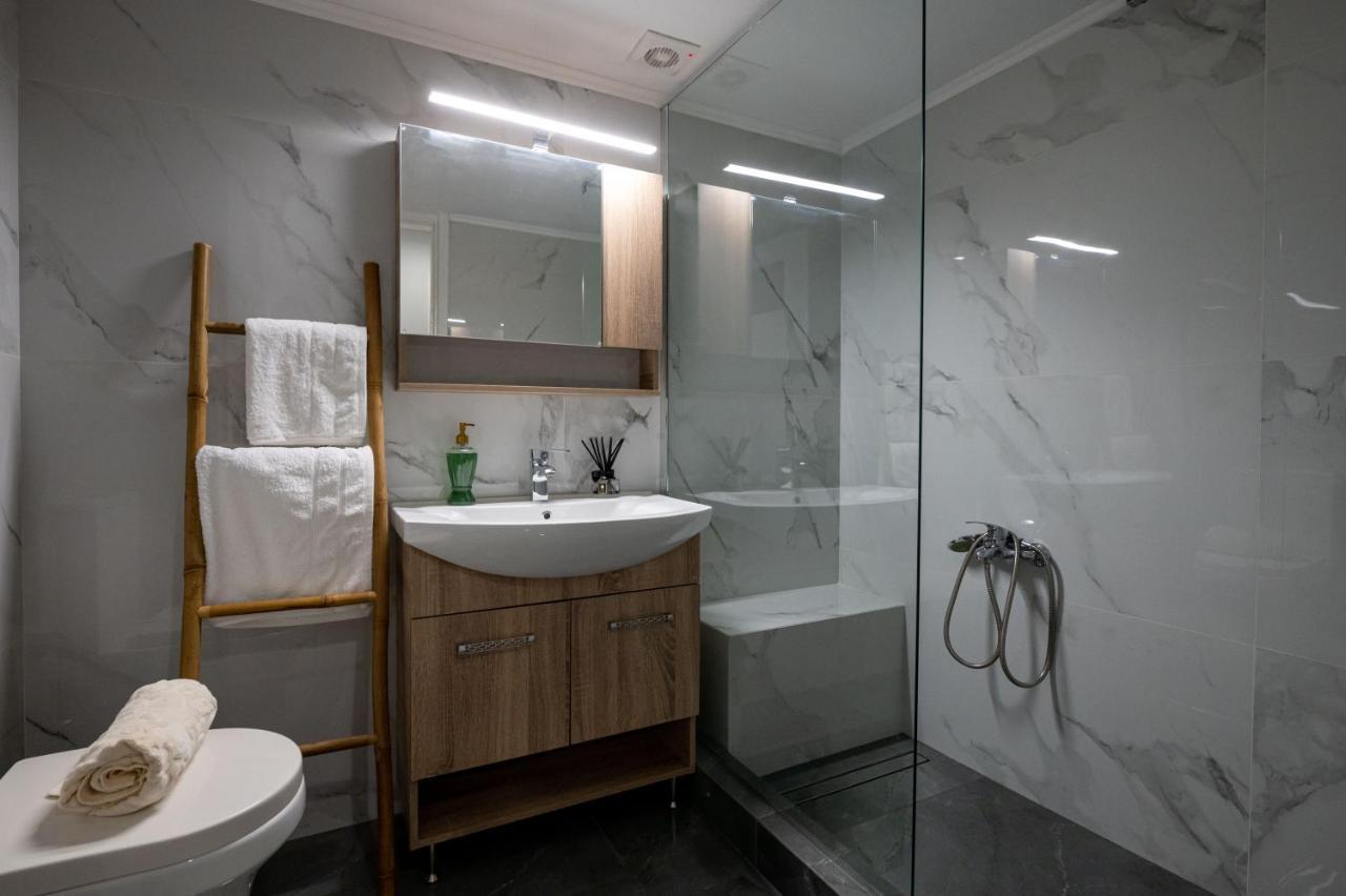 Apartament Anesis With A Yard Kalamata Zewnętrze zdjęcie